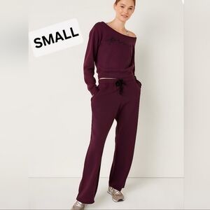 Victoria's Secret PINK Off The Shoulder's Sweater & Boyfriend Swetpants Small